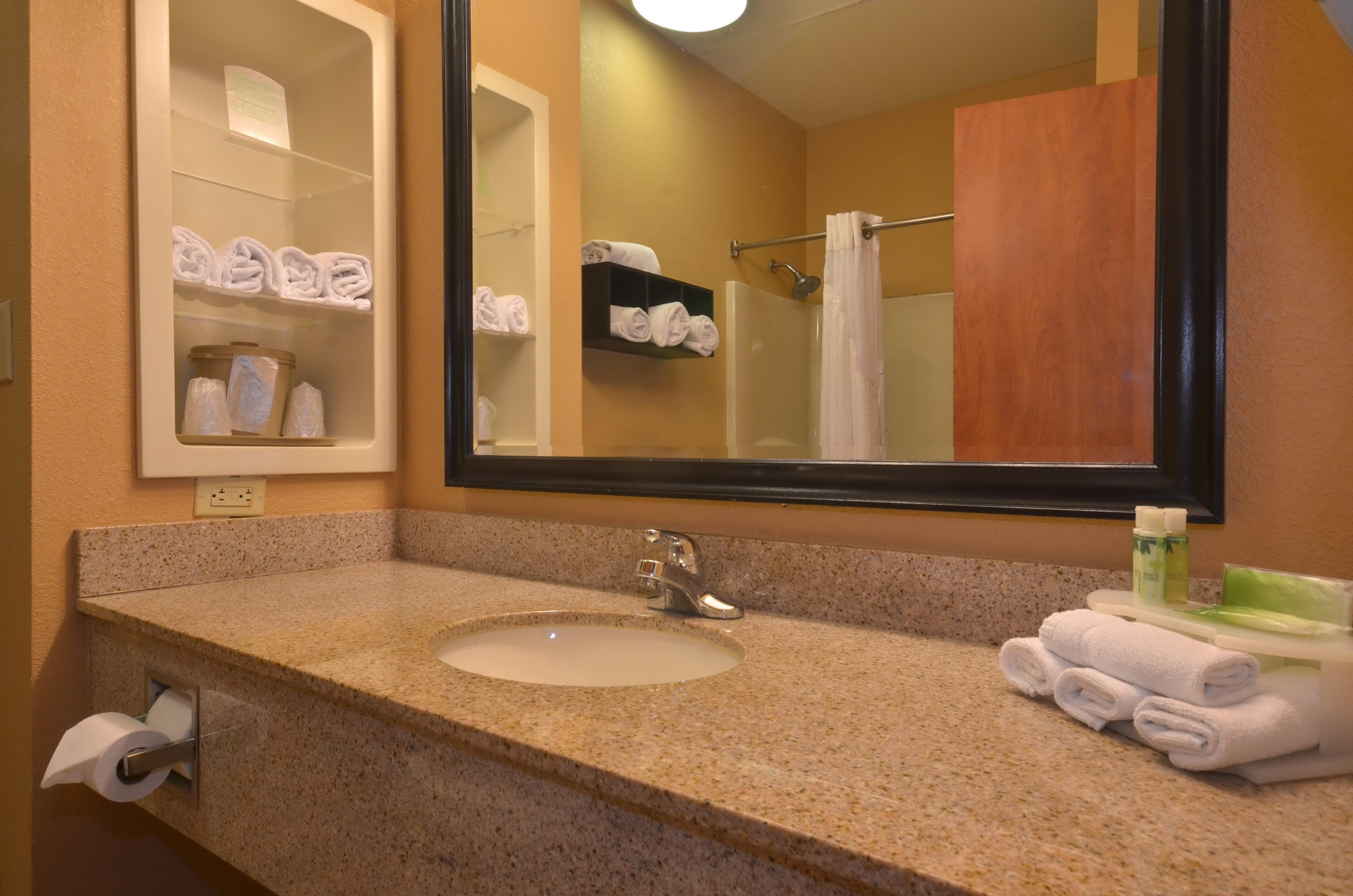 Holiday Inn Express & Suites Pine Bluff/Pines Mall By Ihg Extérieur photo
