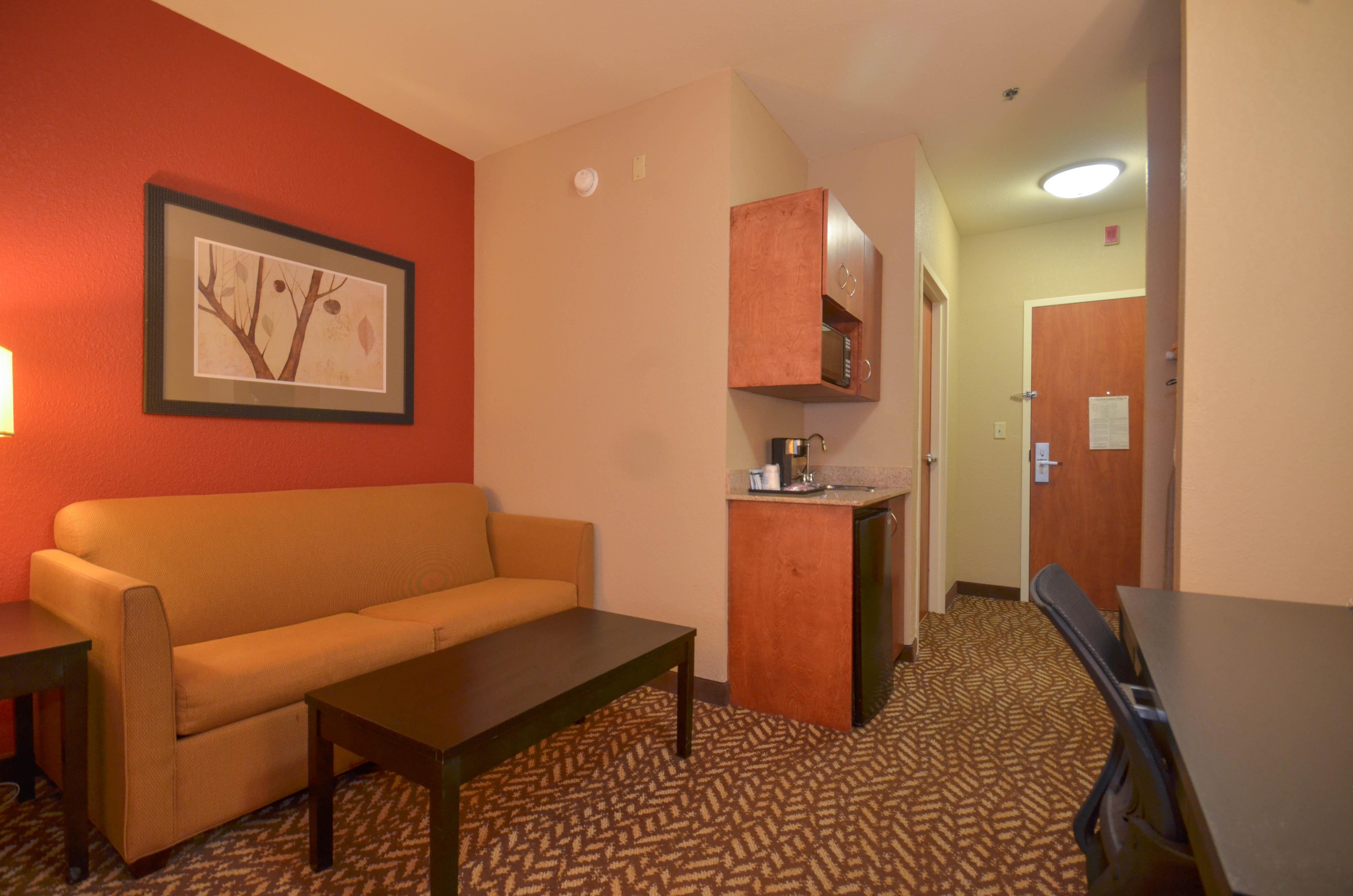 Holiday Inn Express & Suites Pine Bluff/Pines Mall By Ihg Extérieur photo