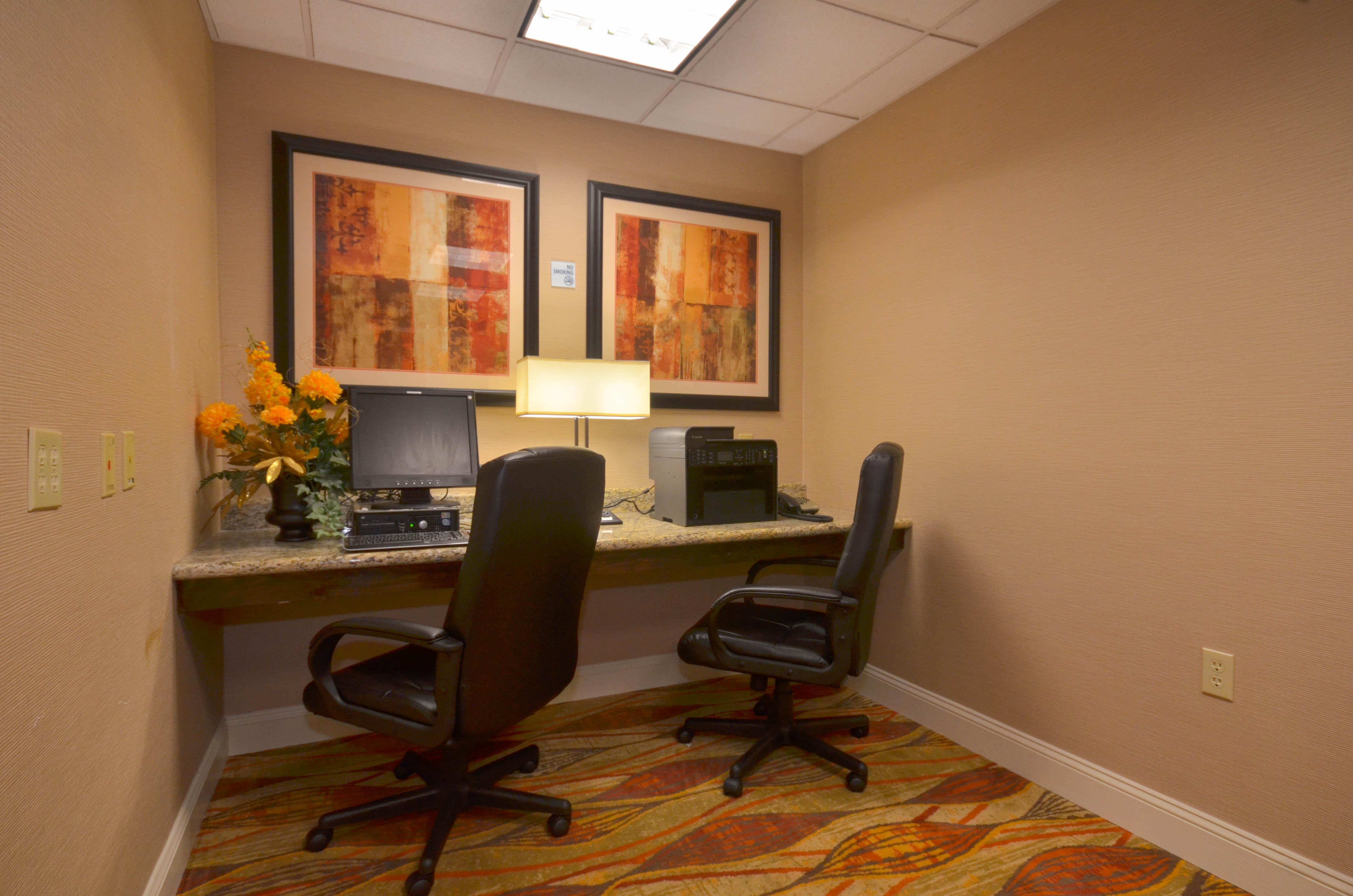 Holiday Inn Express & Suites Pine Bluff/Pines Mall By Ihg Extérieur photo